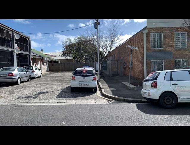 INDUSTRIAL PROPERTY TO RENT IN WOODSTOCK